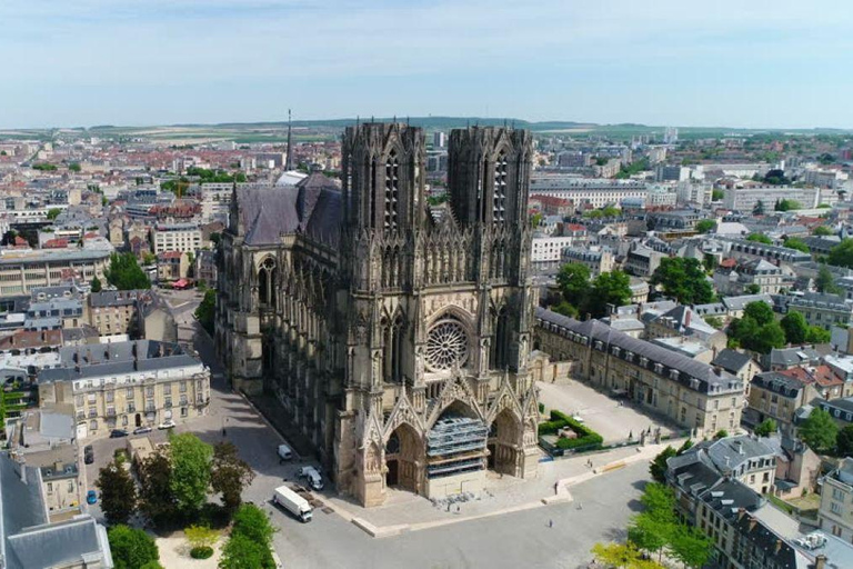 Parigi: escursione privata di un giorno nella regione dello Champagne e a Reims