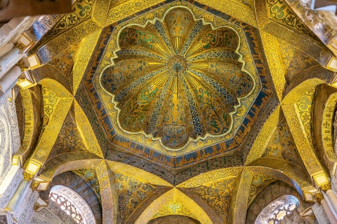 Cordoue : visite guidée mosquée-cathédrale avec coupe-fileVisite de groupe en anglais