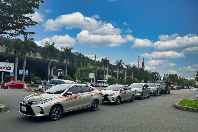 Transport från DaNang flygplats till Hoi An Hotel / DaNang hotellTransport från Da Nang flygplats till Hoi An PRIVATE CAR