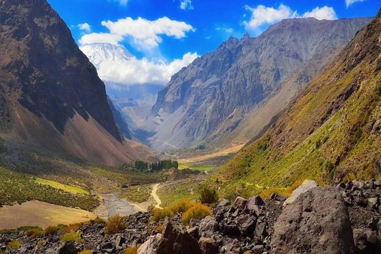 Embalse del Yeso, Cajon del Maipo