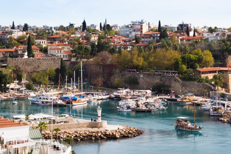Antalya: Primer Paseo del Descubrimiento y Lectura a Pie