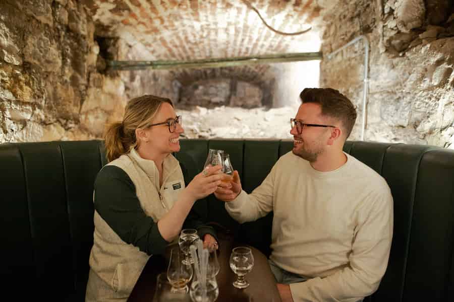 Edinburgh: Die verlorene unterirdische Scotch-Whisky-Verkostung. Foto: GetYourGuide