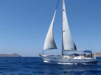 Milos: Kleftiko Semi Private Sailing Cruise with Lunch