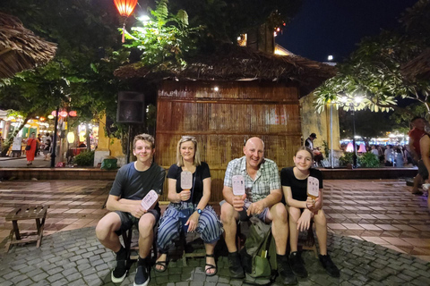 Découvrez l'enchantement de Hoi An de nuit