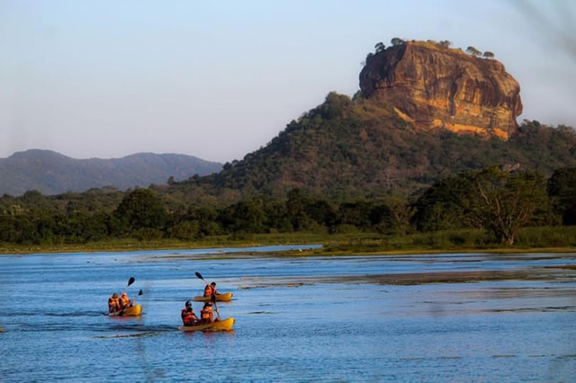 Kandy: Sigiriya Rock Fortress & Sacred Tooth Tuk-Tuk Tour
