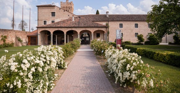 Eintritt in das Schloss San Pelagio und Führung durch die D'Annunzio-Räume