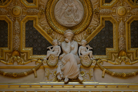 Noc w Luwrze: zwiedzanie z przewodnikiem dla maksymalnie 6 osób