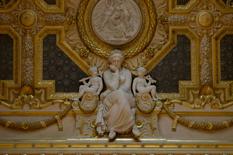 Noc w Luwrze: zwiedzanie z przewodnikiem dla maksymalnie 6 osób