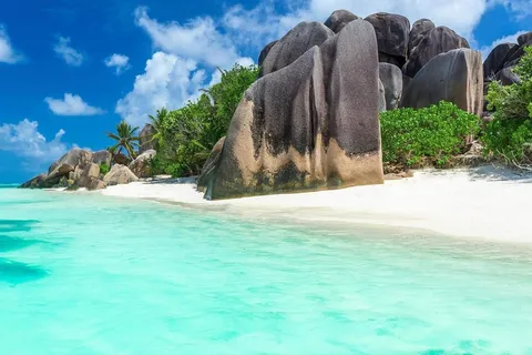 Location d'un bateau privé de luxe à Praslin, Seychelles, avec BBQ.