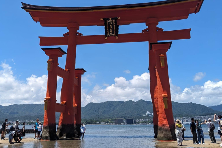 Osaka/Kyoto: Hiroshima & Miyajima UNESCO Sites Private Tour