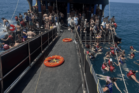 Alanya: Grand Pirate Ship Cruise – Caves, Bar & Foam Party All-Inclusive Drinks + Hotel Transfer
