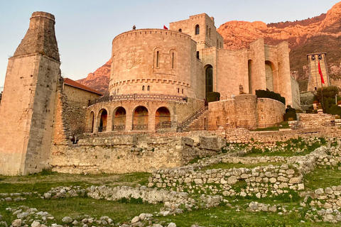 Tirana: Kruja Castle, Old Bazaar, and Bunk’Art 1 Tour