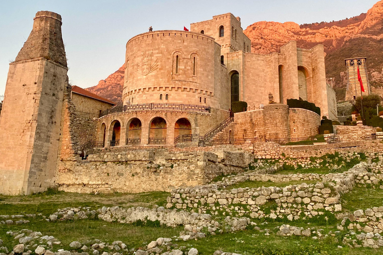 Tirana: Kruja Castle, Old Bazaar, and Bunk’Art 1 Tour