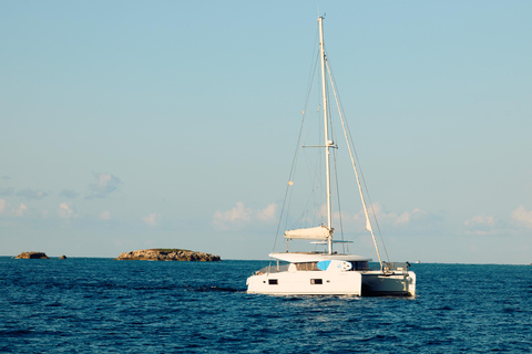 Ibiza: Formentera Boat and Bike Guide Tour +Sunset Party Gold Edition: Formentera Bike & Boat Adventure from Ibiza