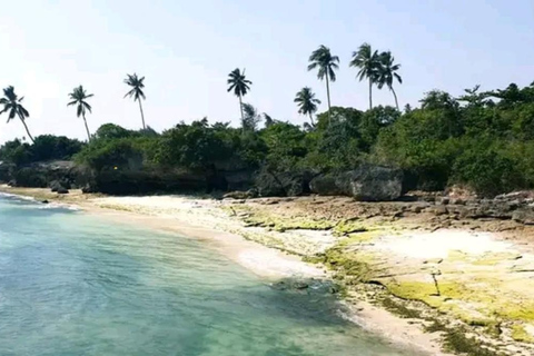 Zanzíbar: Visita a las Cámaras de Esclavos de Mangapwani y a la Cueva de Coral