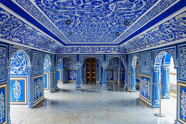 Jaipur: Private Full or Half-Day Sightseeing Tour by Car Full Day Tour with Guide Only - (Without Car & Driver)