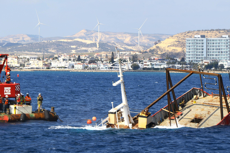 Larnaca: Private Wreck Diving Tour with Gear & Photos