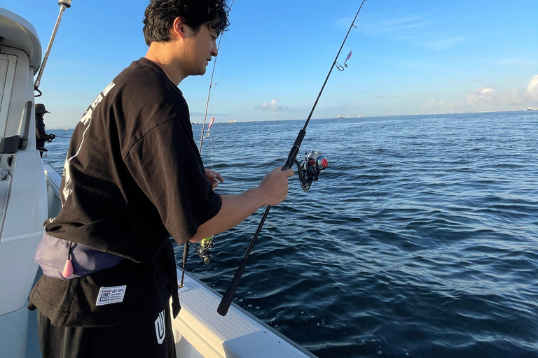Tokyo Bay Fishing Experience with Your Catch Cooked Fresh