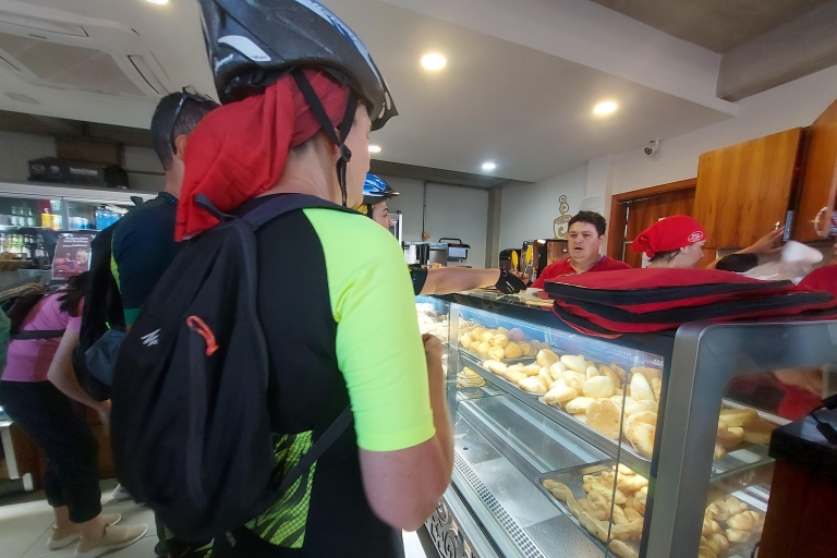 Excursión en Bicicleta Experimenta 3 Países en un DíaRecorrido en bicicleta por Brasil, Paraguay y Argentina: Recorrido en bicicleta