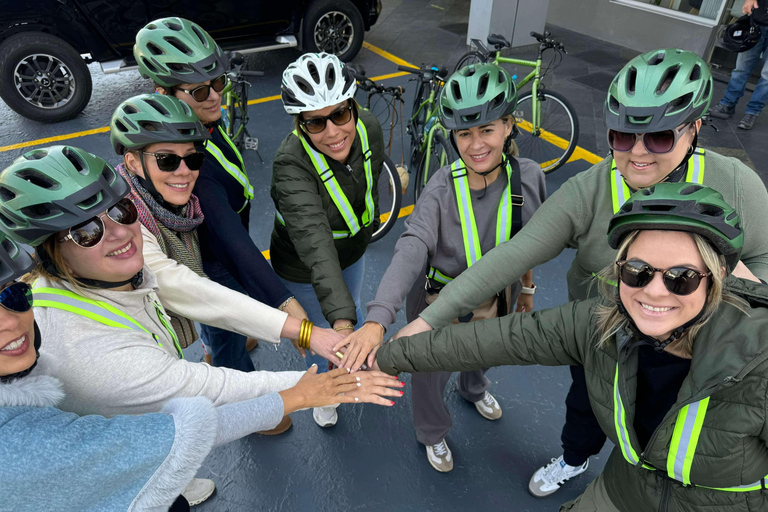 جولة كيتو الثقافية بالدراجةجولة بالدراجة في المدينة الثقافية المشتركة