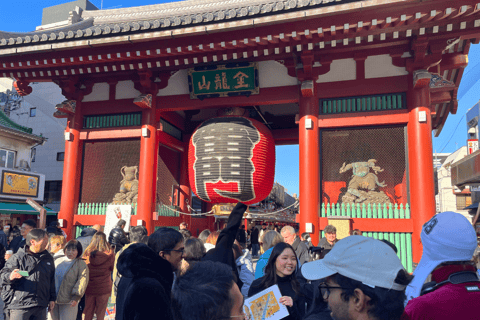 Tokyo: Asakusa Temple & Shrine Walking Tour with Local Guide Tokyo: Asakusa Guided Walking Tour Visiting Sensoji Temple