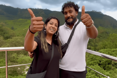 4 Days Kerala Tour:Athirappilly, Munnar & Alleppey Houseboat
