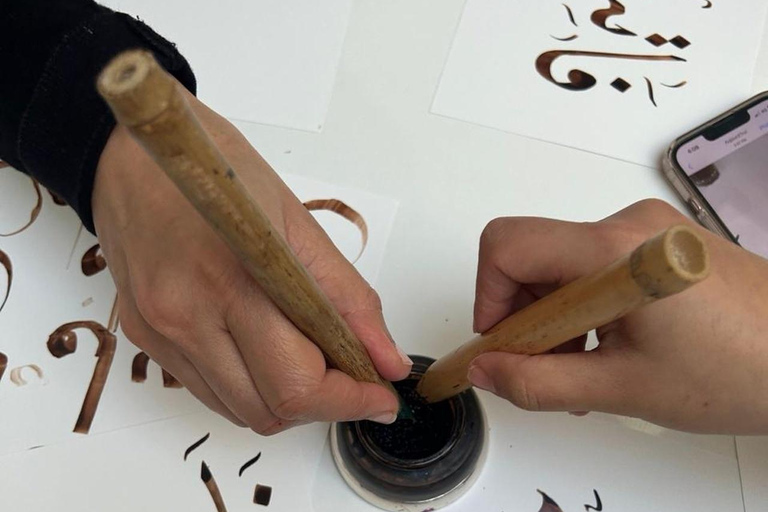 Tunis: Arabic Calligraphy Workshop with Local Artist