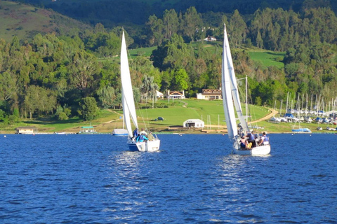 BOGOTA: Zeildag in Guatavita, zeilen en verkennen op het Tominé Reservoir