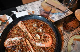 Barcelona: Foodtour mit Drinks, Paella, Sangria & Geschichte