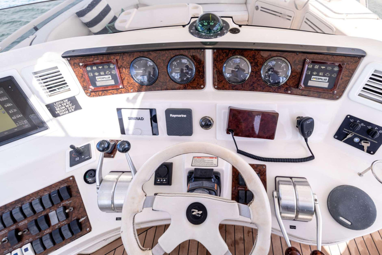 مارينا ديل راي مارينا ديل راي يخت مستأجر سي راي