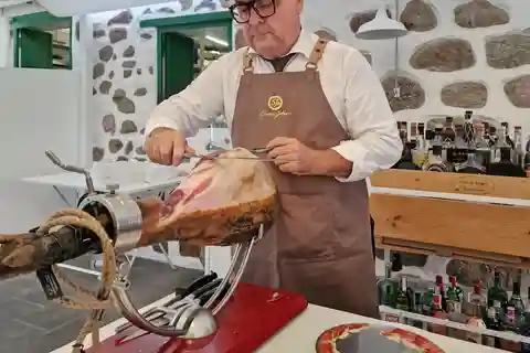 Circuit de dégustation de charcuteries et de vins espagnols à Mogan