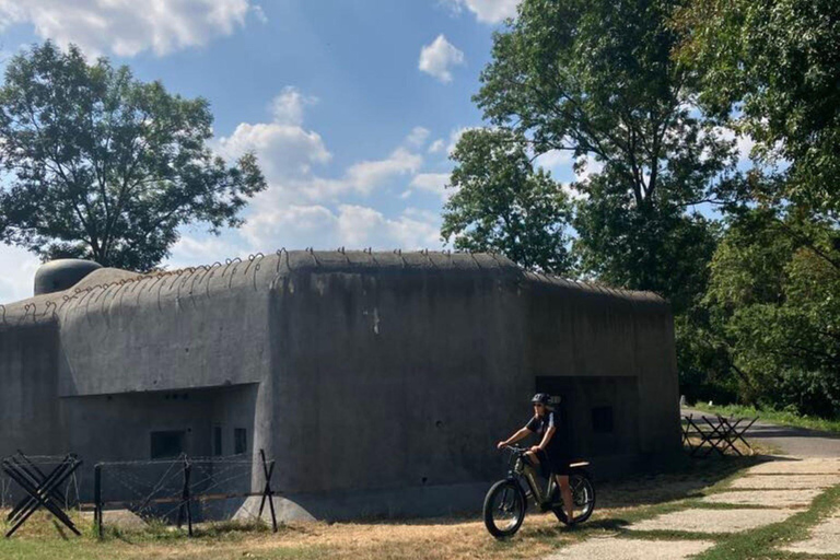 Bratislava: Iron Curtain and Bunker E-Bike Tour