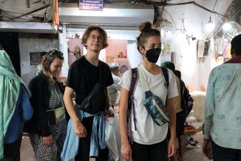 From Spice Box to Jewelry Box: Old Delhi Market Adventure Tour Without Pick-up & Drop-off (Meet at Starting Point)