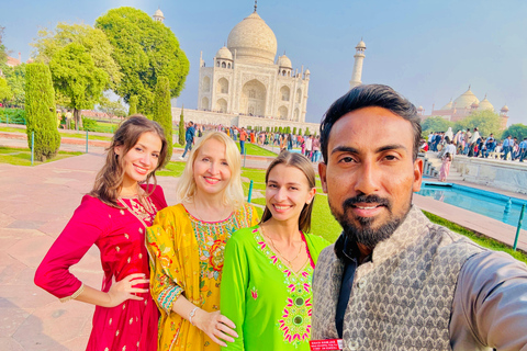 Desde Delhi: Amanecer en el Taj Mahal con conservación de elefantesDesde Agra Excursión de un día a SOS Conservación de Elefantes y Rescate de Osos