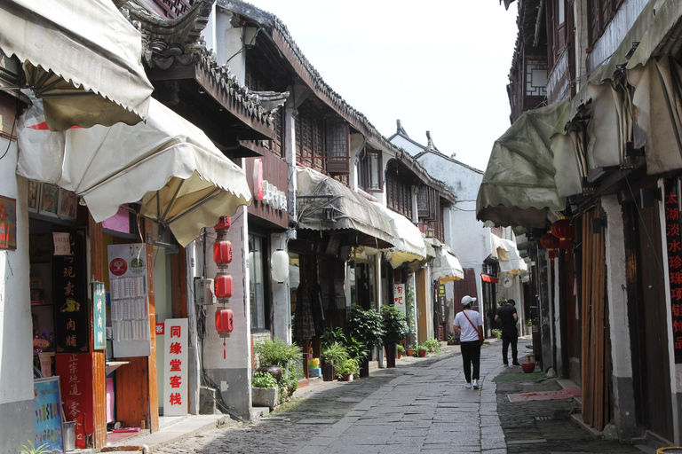 From Shanghai: Tongli Water Town & Master of Nets Garden Tickerts + Transfer(NO Guide)