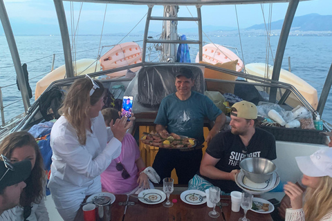 Athens: Full-Day Private Sailing Trip with Meal & Drinks Daily sailing cruise from Athens with food and drinks