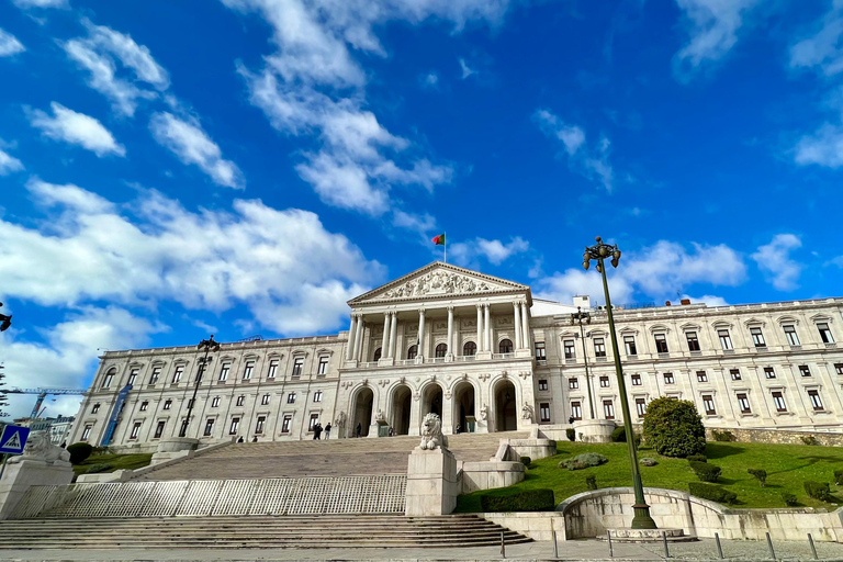 Lisbon: Guided City Tour with Tuk Tuk Discover Old Town & Belem