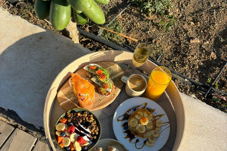 Senderismo por un volcán y almuerzo