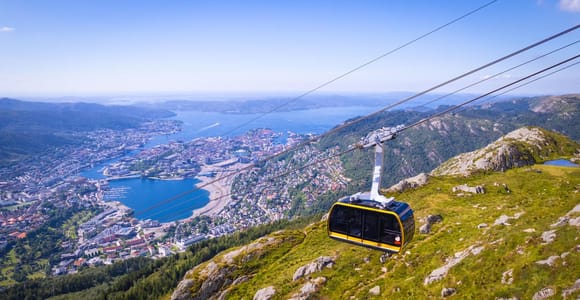 Ulriken Bergen: Genieße ein 3-Gänge-Mittagessen mit Panorama-Ausblick
