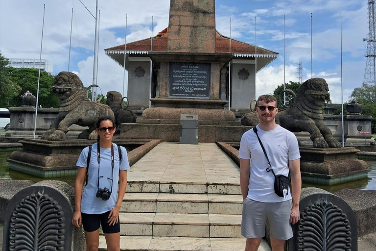 Colombo: Tour privado de la ciudad en Tuk Tuk con guía 4 horas