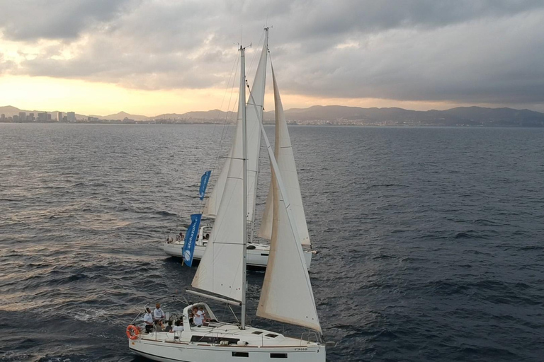 Barcelona: Sailing with Open Bar, Catalan Snack & Swim Stop