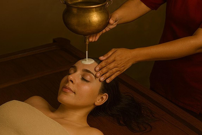 Mumbai: Muktaa Wellness Spa Experiences at Marine Drive Full Body Hot Herbal Oil Therapy - 60Mins