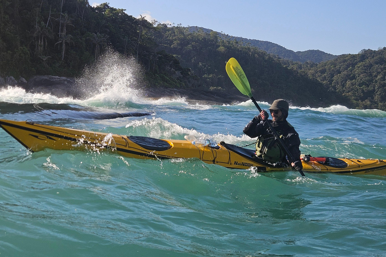Paraty: 4-Day Joatinga Peninsula Sea Kayaking Expedition