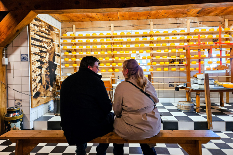 Amsterdam: Live-Guided Zaanse Schans & Cheese Tasting Tour Tour in English