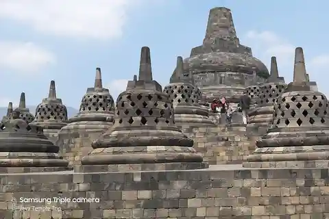 De Yogyakarta: Templo de Borobudur e passeio de jipe por Merapi
