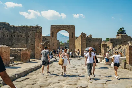 Pompeji: 2-stündige Tour in Begleitung eines Archäologen mit Tickets für bevorzugten Einlass Pompeji: 2-stündige Tour in Begleitung eines Archäologen mit Tickets ...