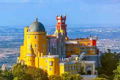 Sintra: Pena, Regaleira, Cabo da Roca & Cascais Private tour