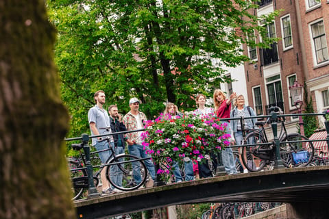 Amsterdam: Versteckte Schätze und Highlights auf DE/EN/IT