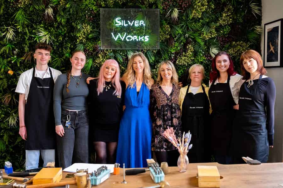 Dublin: Schmuck-Workshops für alle Niveaus. Foto: GetYourGuide Dublin: Schmuck-Workshops für alle Niveaus. Foto: GetYourGuide