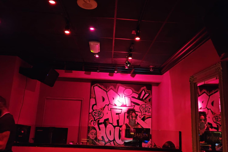 Las Vegas: Night Out at Clubs with Free Drinks and Party Bus Latin Club Crawl